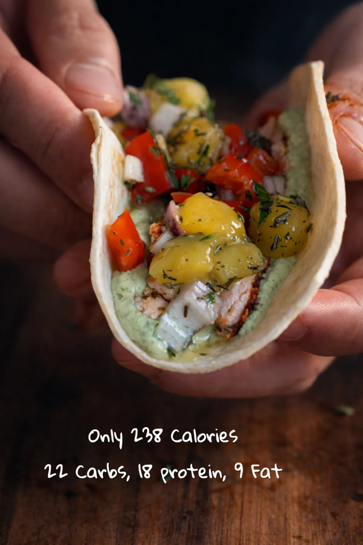 Taco Bell Crunch Wrap — 45g proteine, 475 kcal, 18 min